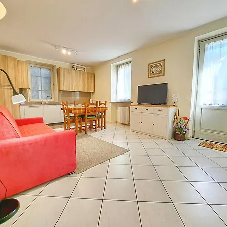 Apartment Casa Alpina - *