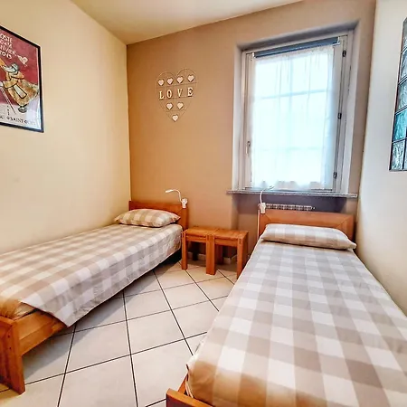 Casa Alpina - *